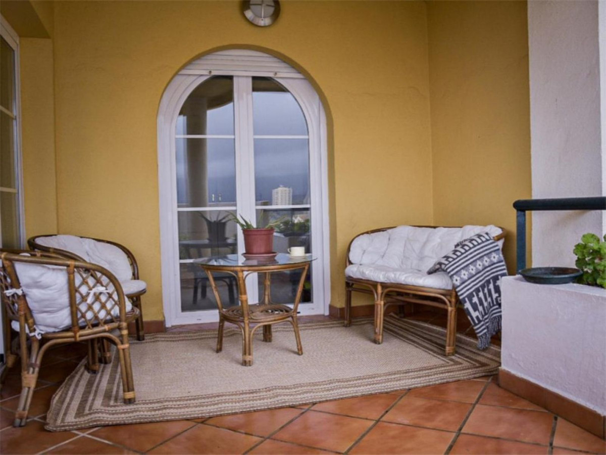 Se vende Apartamento Planta Media de 2 dormitorios en Costa Del Sol, Málaga, España