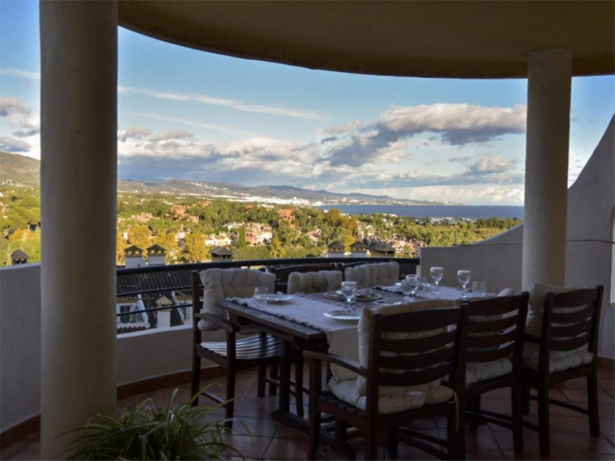 Se vende Apartamento Planta Media de 2 dormitorios en Costa Del Sol, Málaga, España