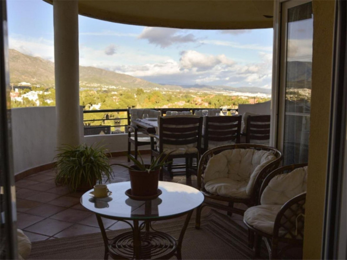 Se vende Apartamento Planta Media de 2 dormitorios en Costa Del Sol, Málaga, España