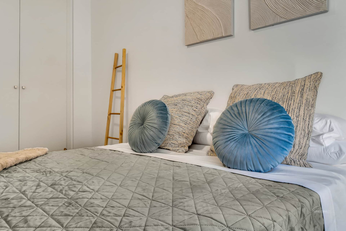 Se vende Apartamento Planta Media de 2 dormitorios en Costa Blanca, Alicante, España
