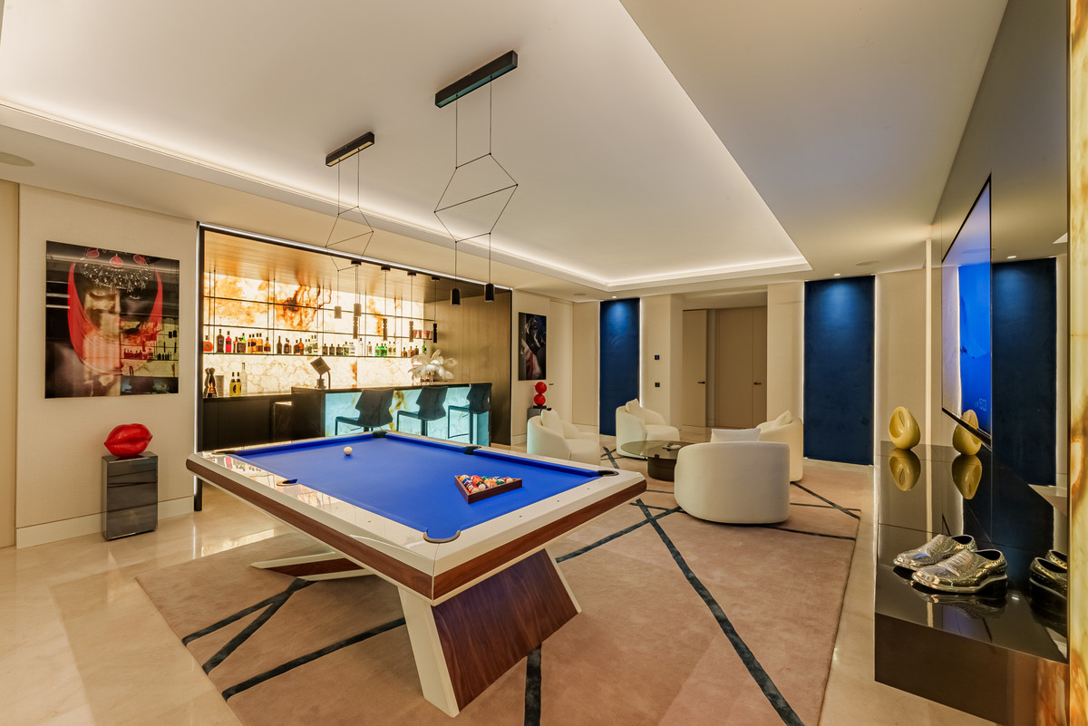 Se vende Villa - Chalet de 8 dormitorios en Costa Del Sol, Málaga, España
