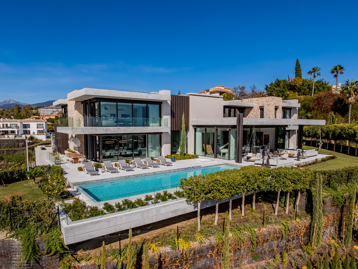 Se vende Villa - Chalet de 8 dormitorios en Costa Del Sol, Málaga, España