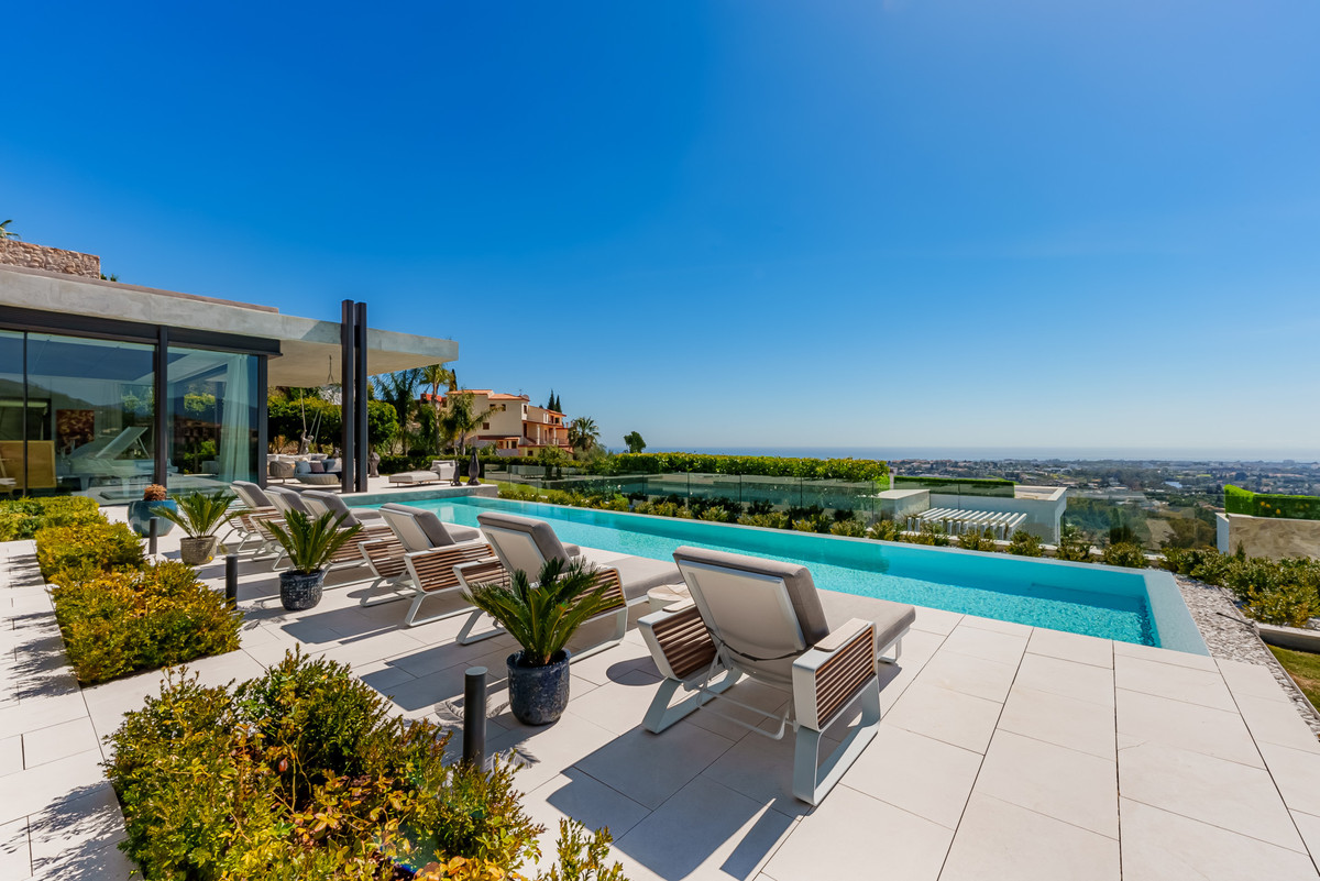 Se vende Villa - Chalet de 8 dormitorios en Costa Del Sol, Málaga, España