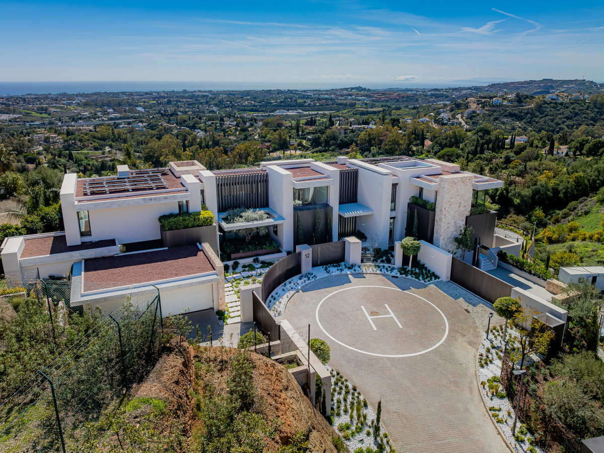 Se vende Villa - Chalet de 8 dormitorios en Costa Del Sol, Málaga, España