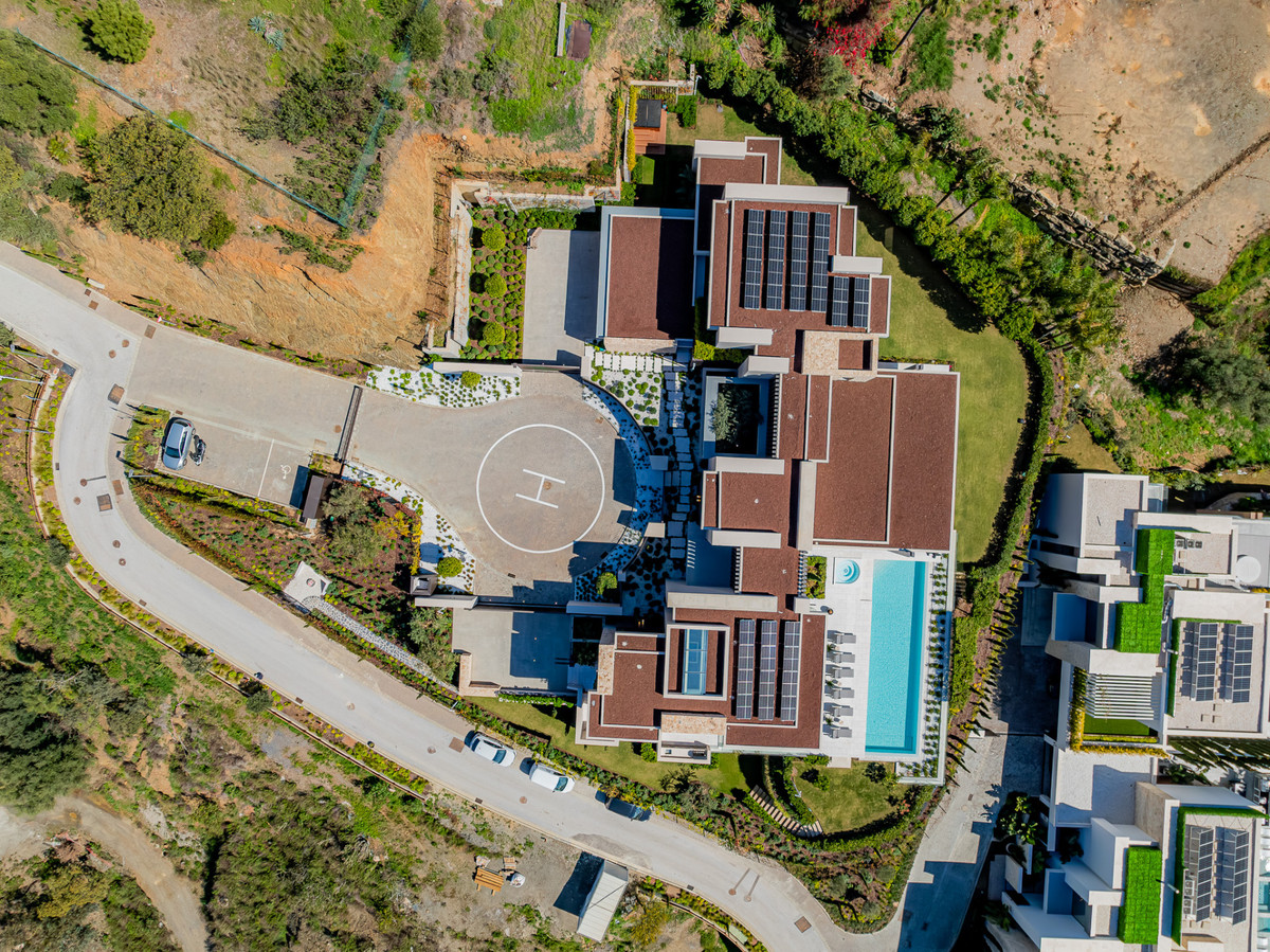 Se vende Villa - Chalet de 8 dormitorios en Costa Del Sol, Málaga, España
