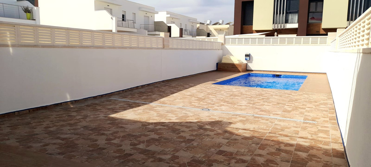 Se vende Adosada de 2 dormitorios en Costa Blanca, Alicante, España