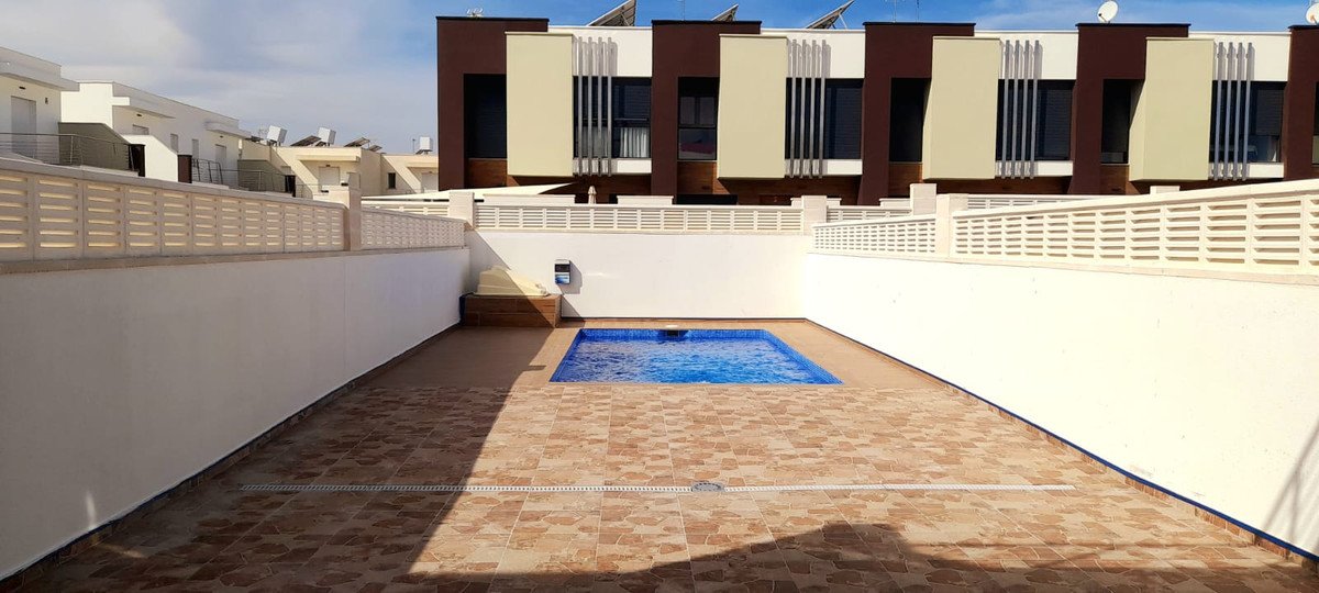 Se vende Adosada de 2 dormitorios en Costa Blanca, Alicante, España