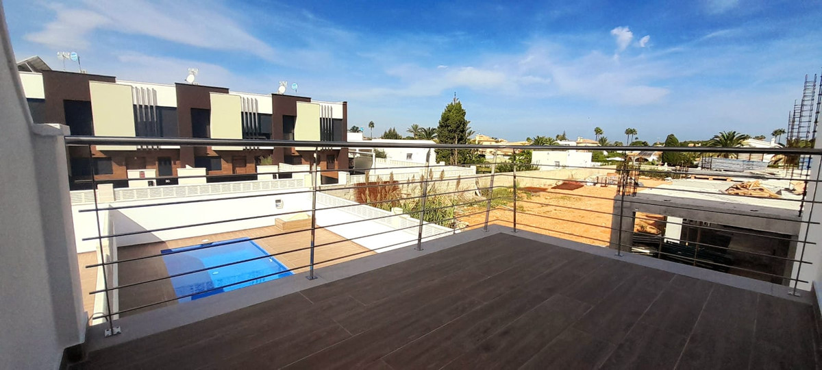 Se vende Adosada de 2 dormitorios en Costa Blanca, Alicante, España