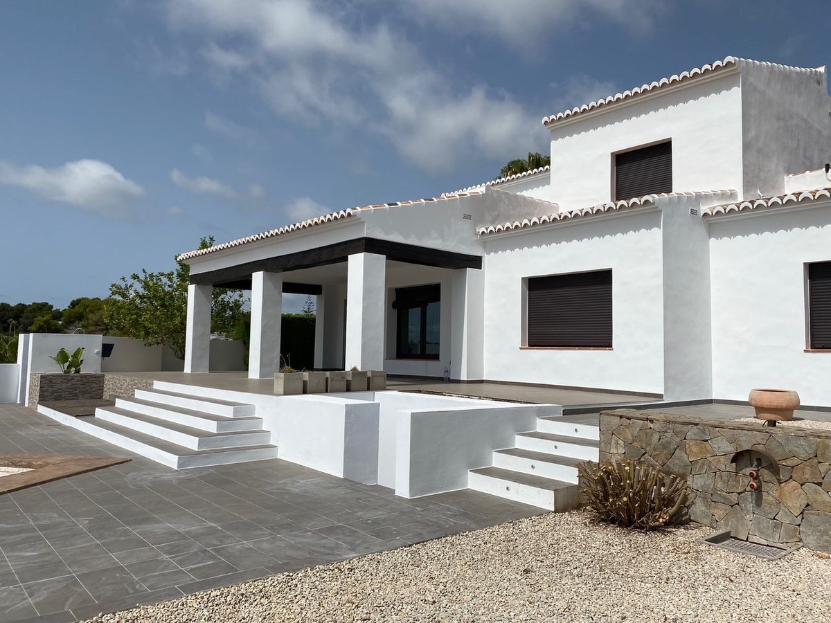 4 Bed Townhouse for sale in Teulada Costa Blanca, Alicante, Spain