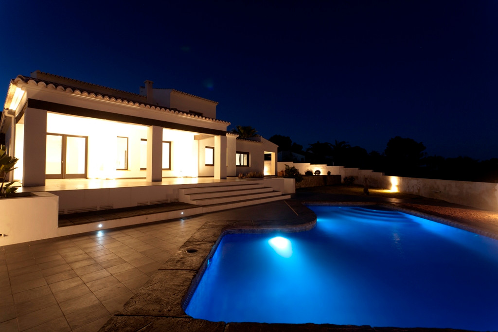4 Bed Townhouse for sale in Teulada Costa Blanca, Alicante, Spain