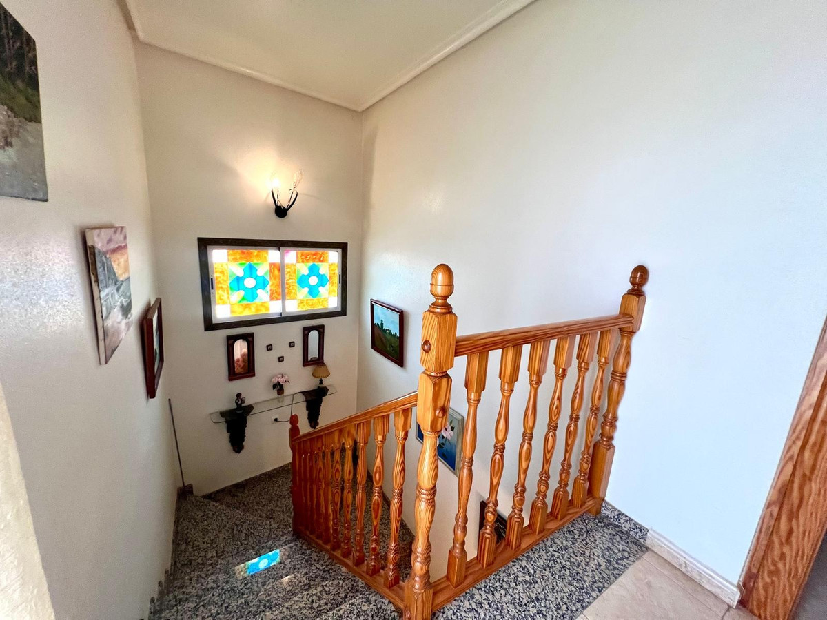 3 Bed Townhouse for sale in Pinoso Costa Blanca, Alicante, Spain