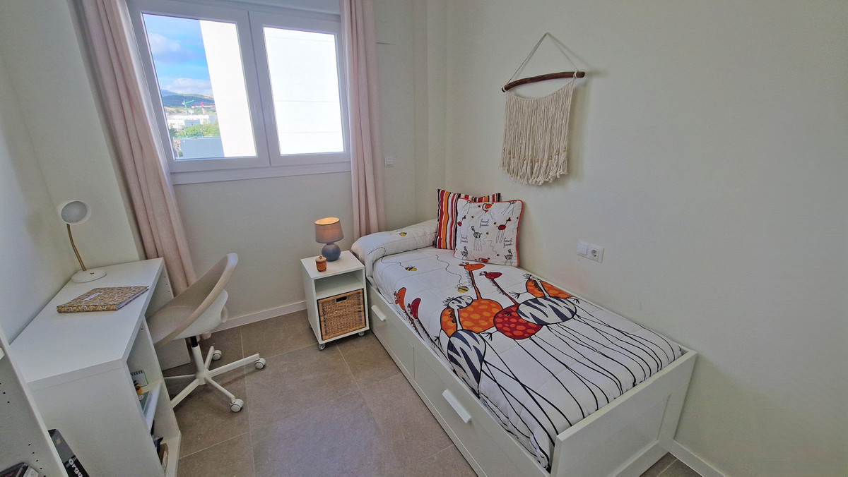 3 Bed Apartment for sale in Estepona Costa Del Sol, Málaga, Spain