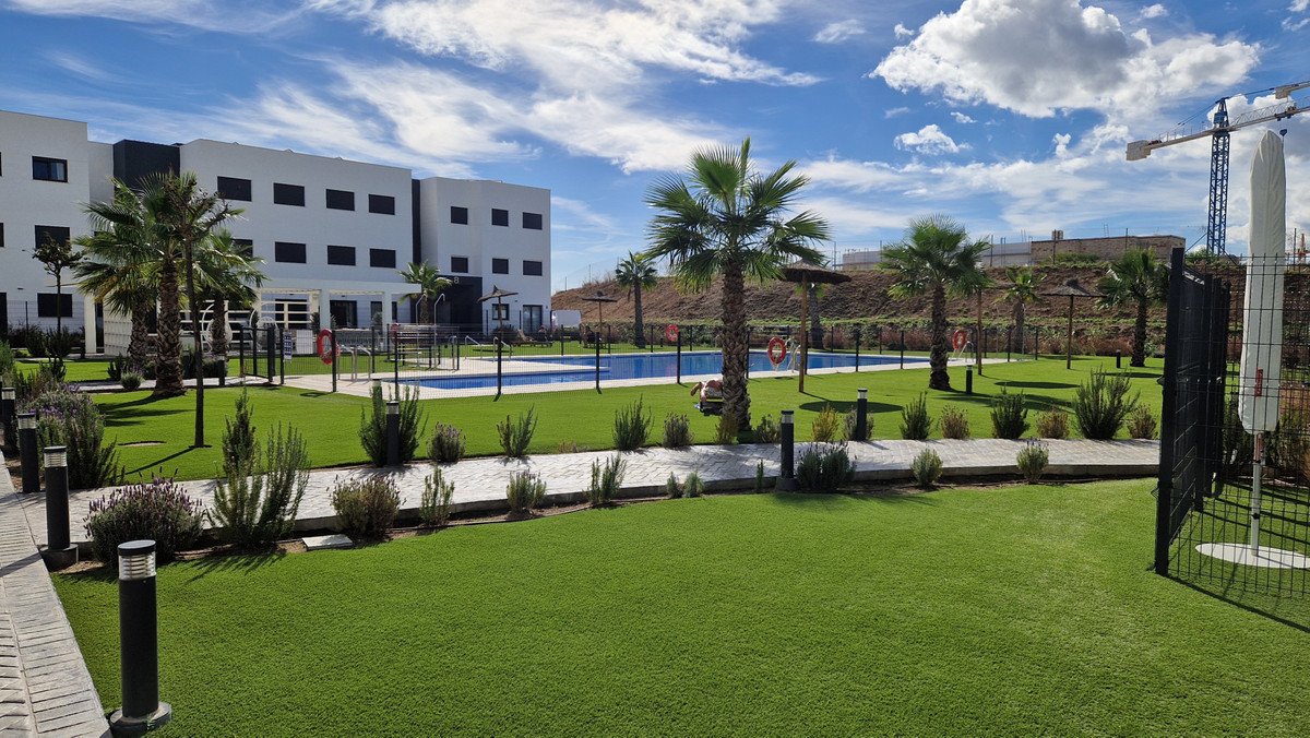 3 Bed Apartment for sale in Estepona Costa Del Sol, Málaga, Spain