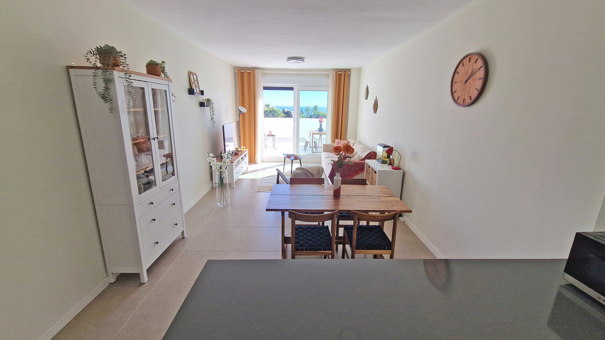 3 Bed Apartment for sale in Estepona Costa Del Sol, Málaga, Spain