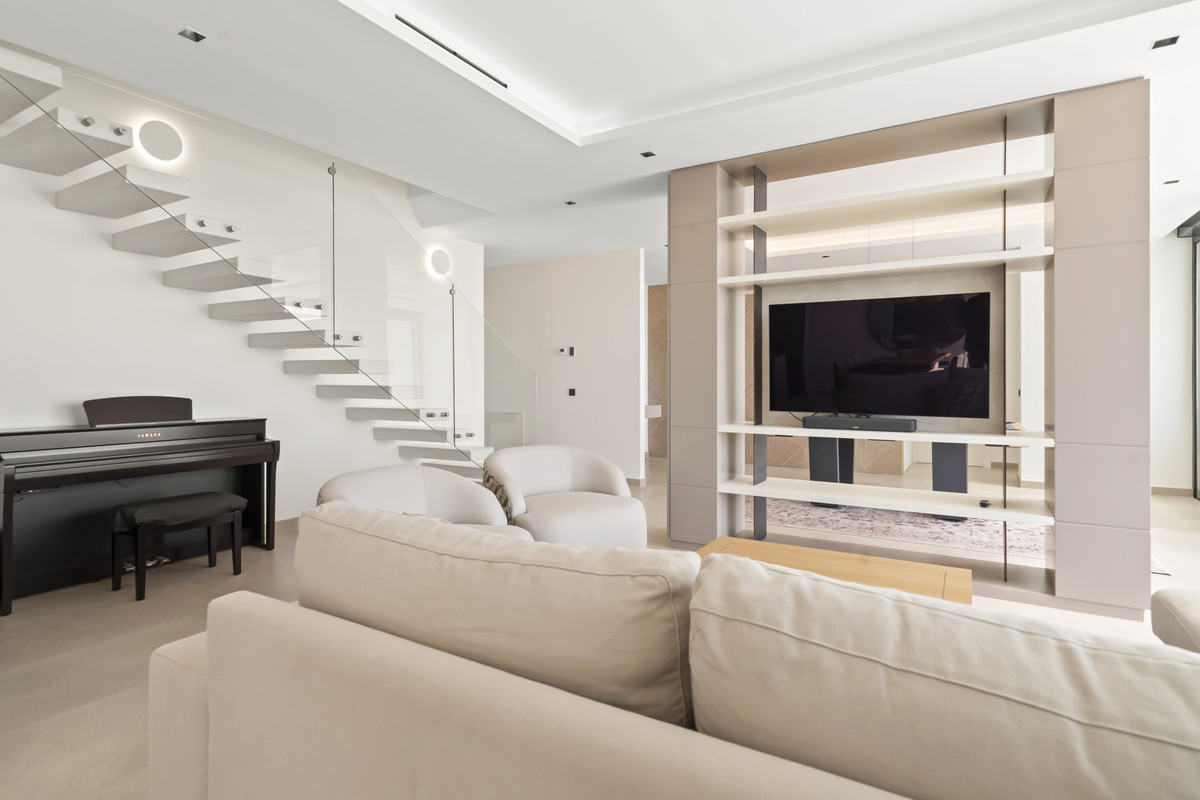 4 Bed Townhouse for sale in Manilva Costa Del Sol, Málaga, Spain