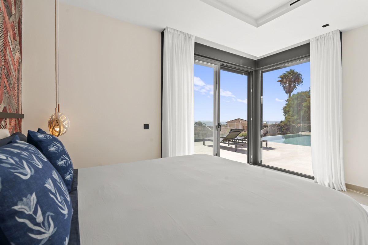 4 Bed Townhouse for sale in Manilva Costa Del Sol, Málaga, Spain
