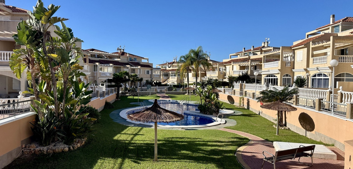 Se vende Dúplex de 2 dormitorios en Costa Blanca, Alicante, España