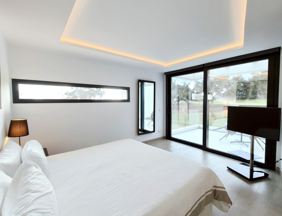 5 Bed Townhouse for sale in San Roque Club Costa Del Sol, Cádiz, Spain