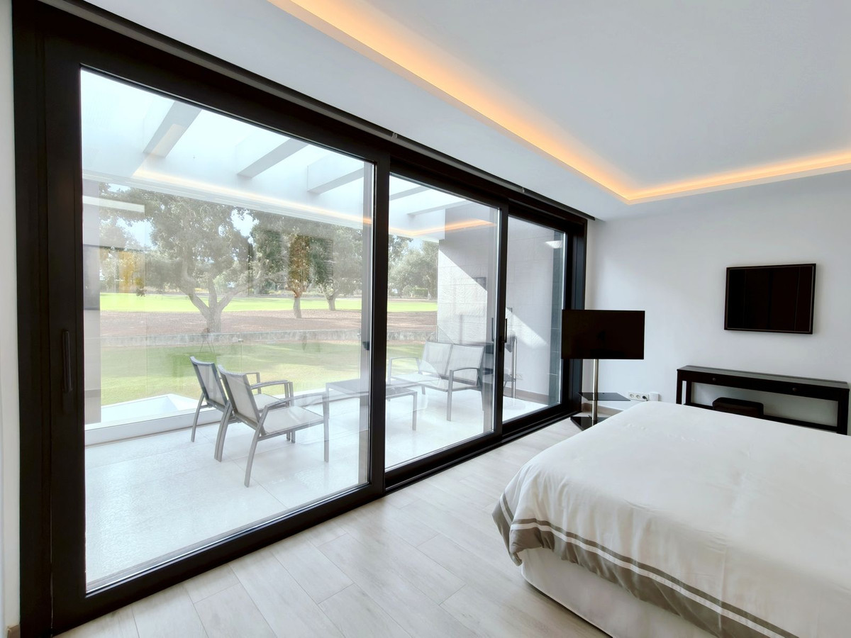 5 Bed Townhouse for sale in San Roque Club Costa Del Sol, Cádiz, Spain