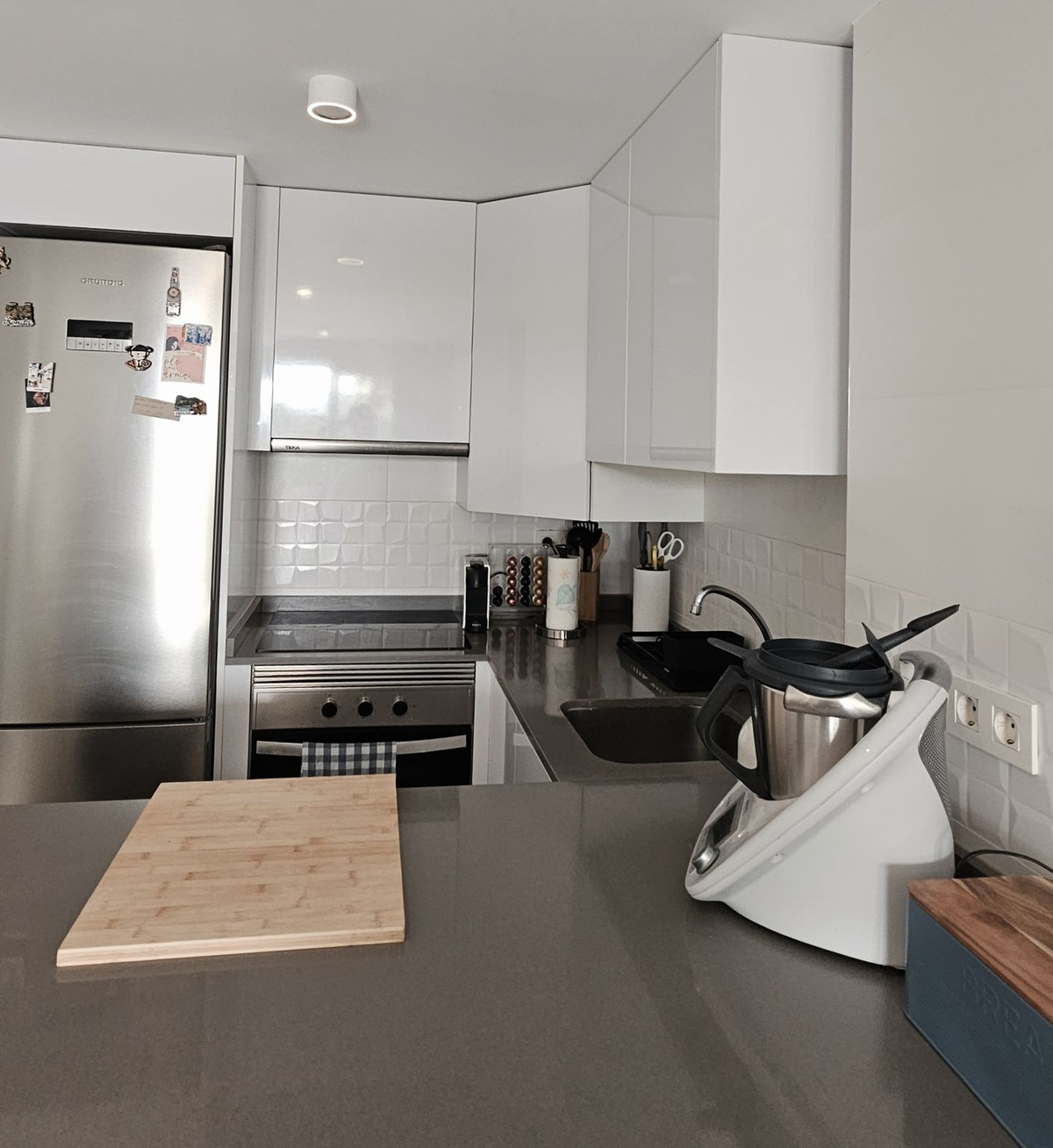Se vende Apartamento Planta Media de 2 dormitorios en Costa Del Sol, Málaga, España