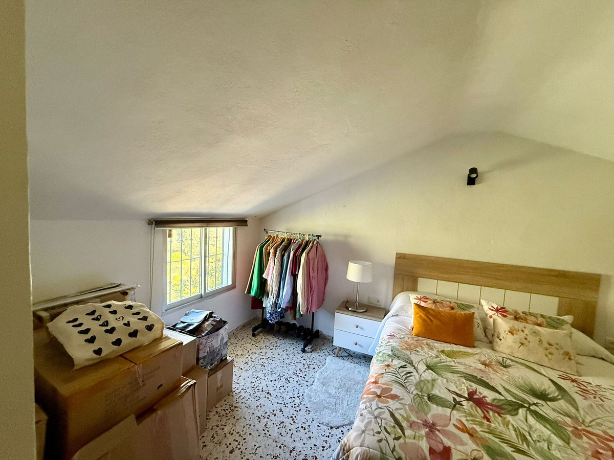 3 Bed Townhouse for sale in Ojén Costa Del Sol, Málaga, Spain