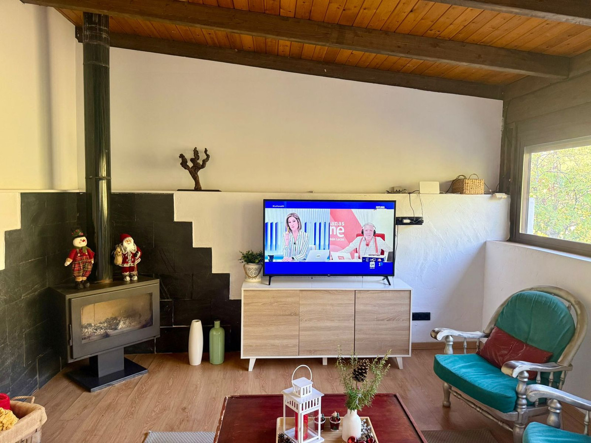 3 Bed Townhouse for sale in Ojén Costa Del Sol, Málaga, Spain