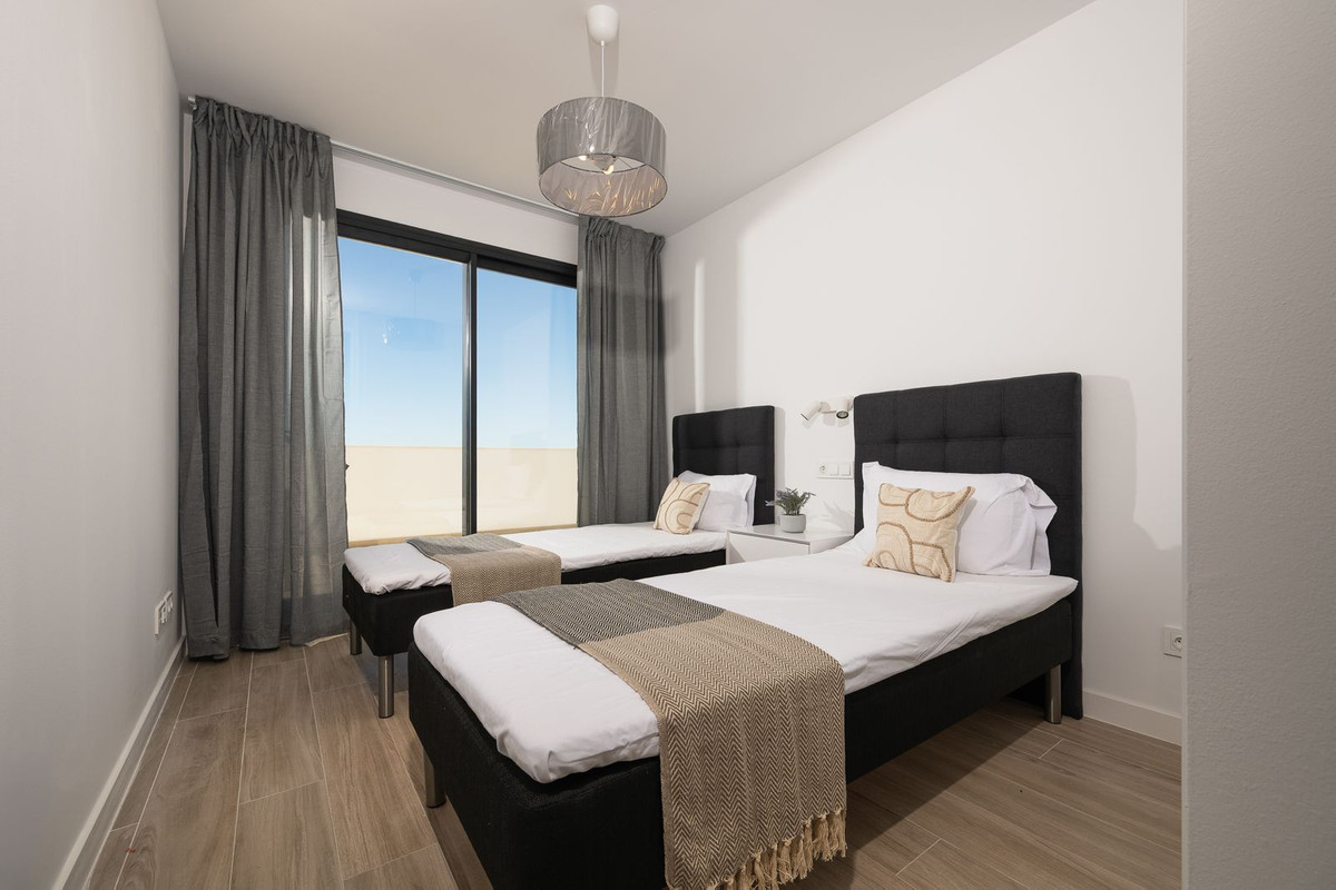 4 Bed Apartment for sale in La Cala De Mijas Costa Del Sol, Málaga, Spain