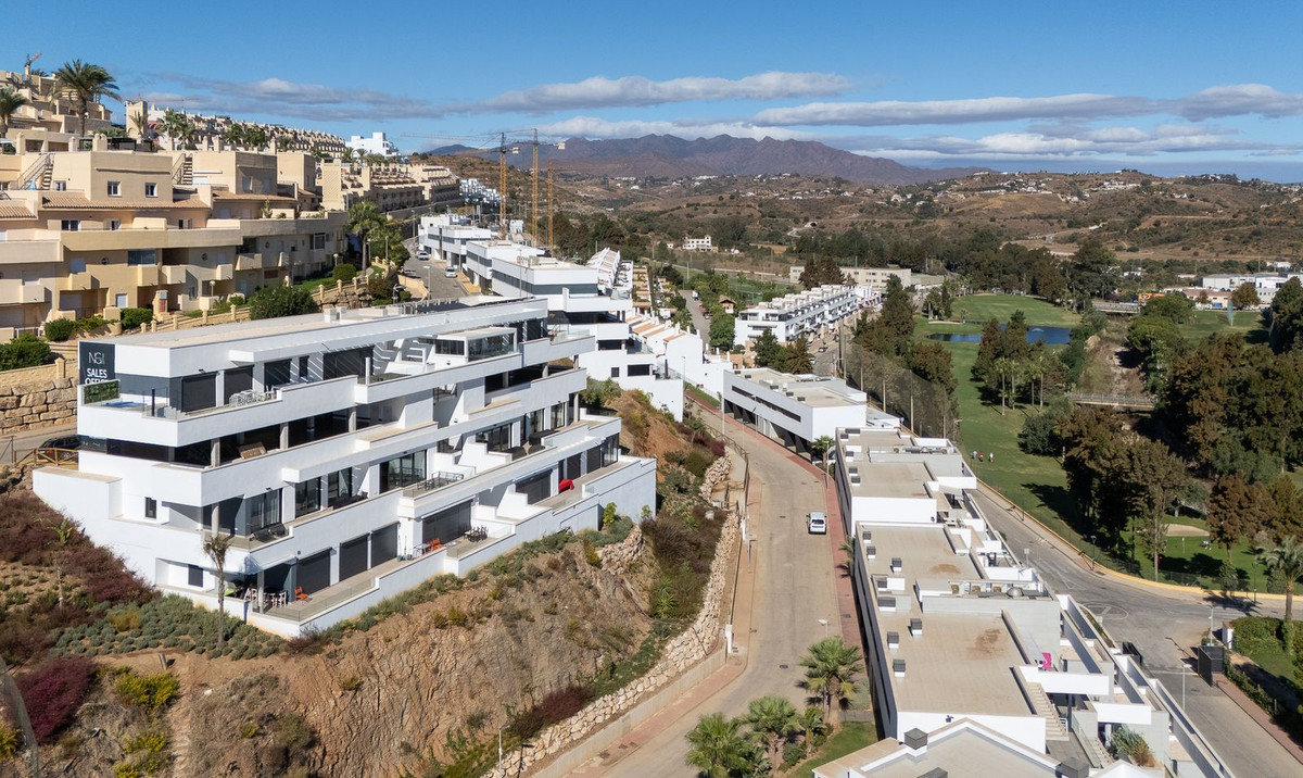 4 Bed Apartment for sale in La Cala De Mijas Costa Del Sol, Málaga, Spain