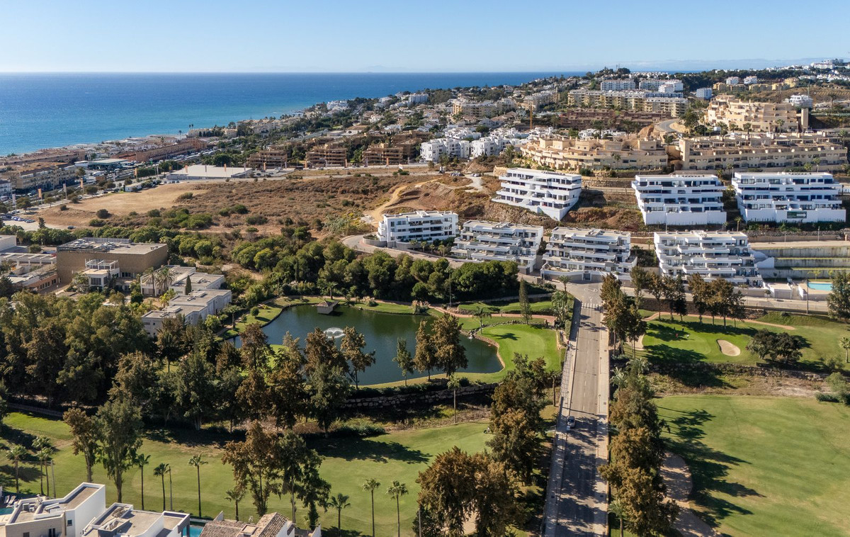 4 Bed Apartment for sale in La Cala De Mijas Costa Del Sol, Málaga, Spain