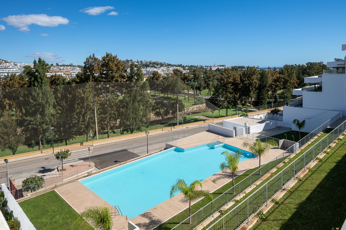4 Bed Apartment for sale in La Cala De Mijas Costa Del Sol, Málaga, Spain