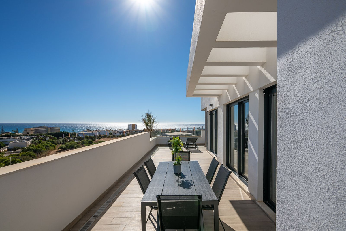 4 Bed Apartment for sale in La Cala De Mijas Costa Del Sol, Málaga, Spain