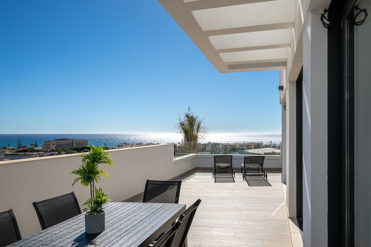 4 Bed Apartment for sale in La Cala De Mijas Costa Del Sol, Málaga, Spain