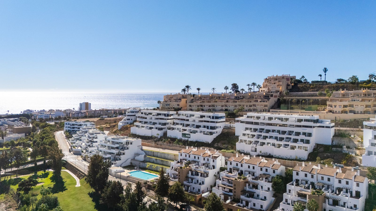 4 Bed Apartment for sale in La Cala De Mijas Costa Del Sol, Málaga, Spain