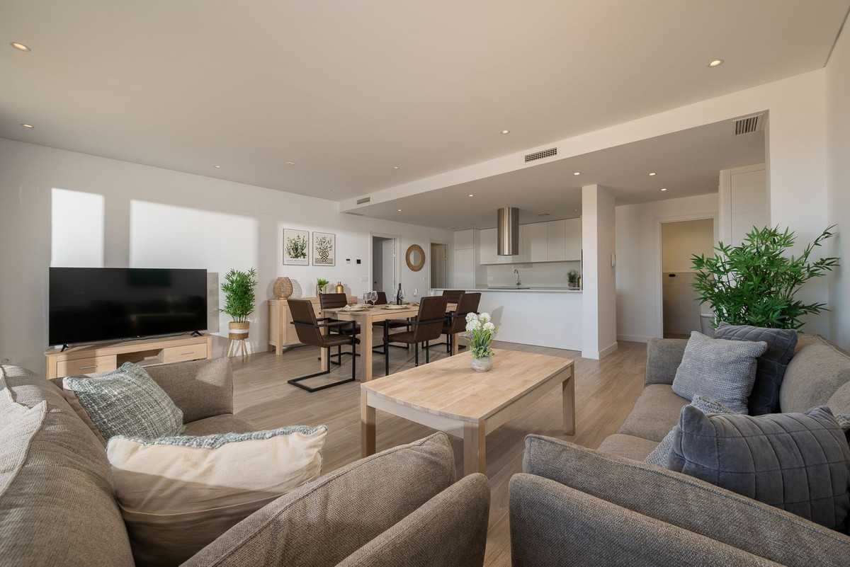 4 Bed Apartment for sale in La Cala De Mijas Costa Del Sol, Málaga, Spain