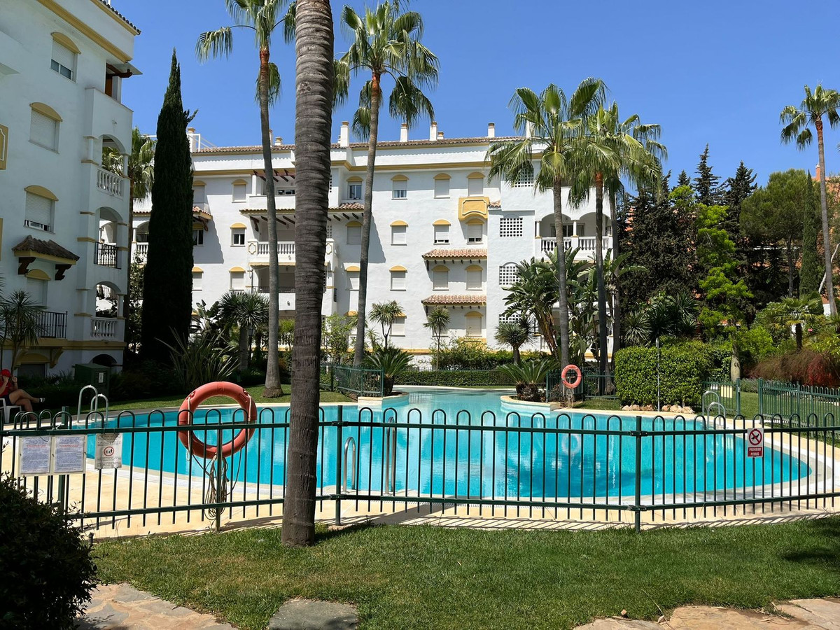 2 Bed Apartment for sale in Marbella Costa Del Sol, Málaga, Spain