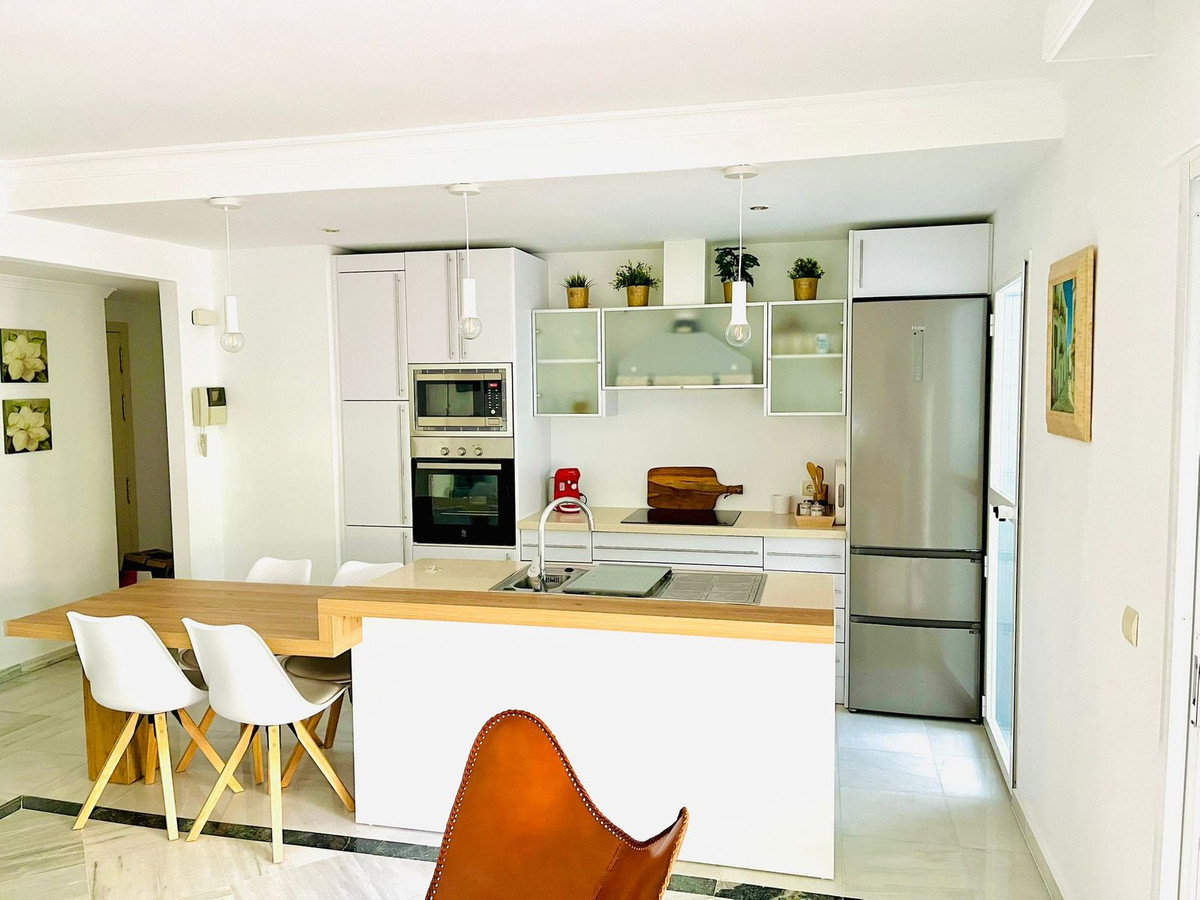 2 Bed Apartment for sale in Marbella Costa Del Sol, Málaga, Spain