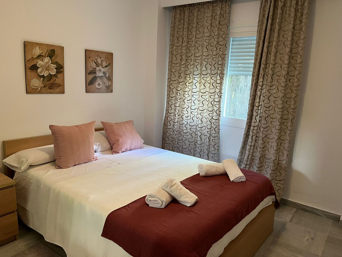 2 Bed Apartment for sale in Marbella Costa Del Sol, Málaga, Spain