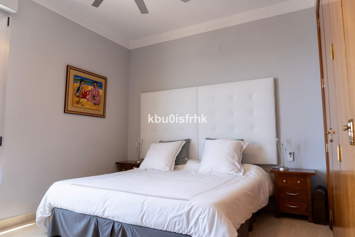 6 Bed Apartment for sale in Benidorm Costa Blanca, Alicante, Spain