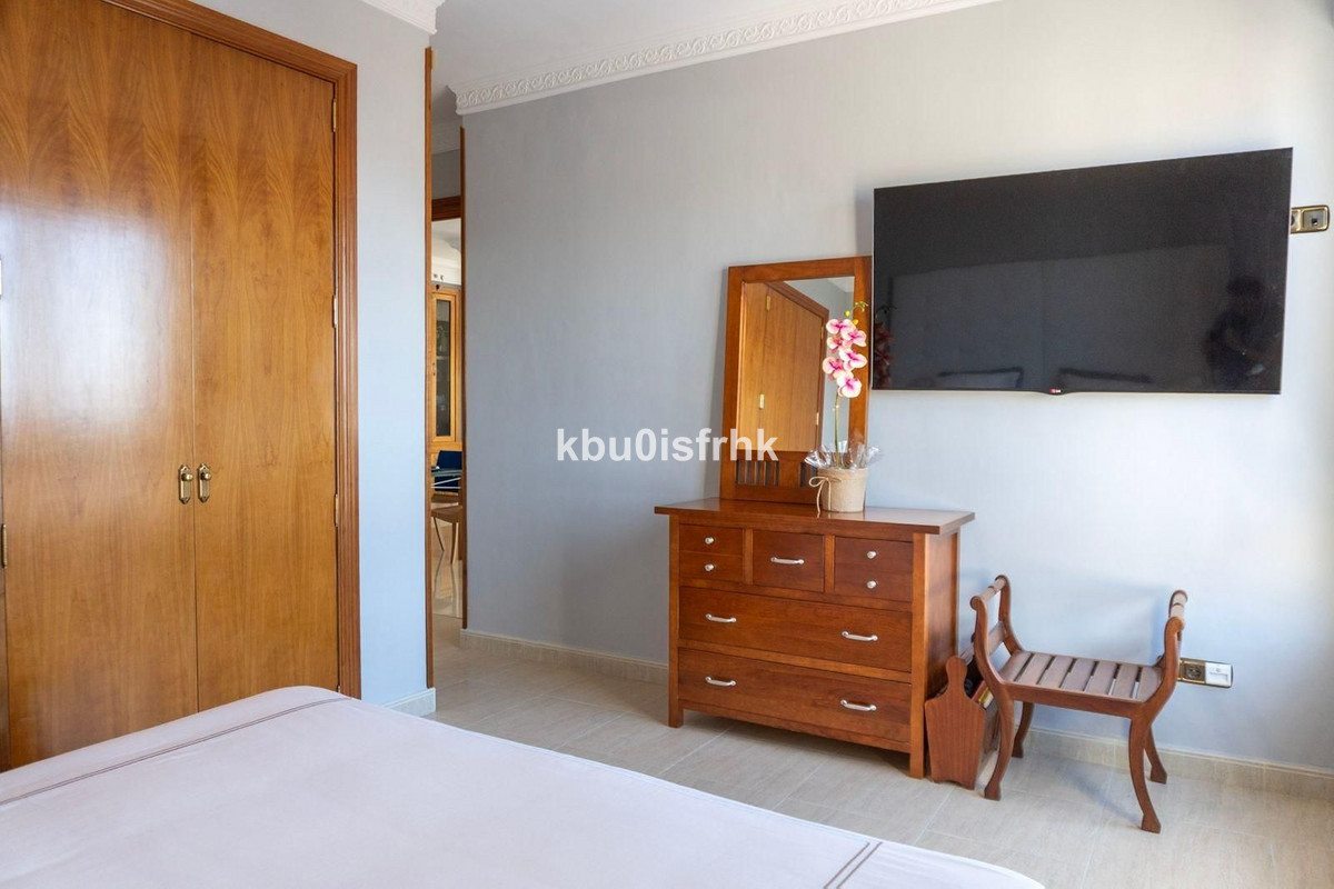 6 Bed Apartment for sale in Benidorm Costa Blanca, Alicante, Spain
