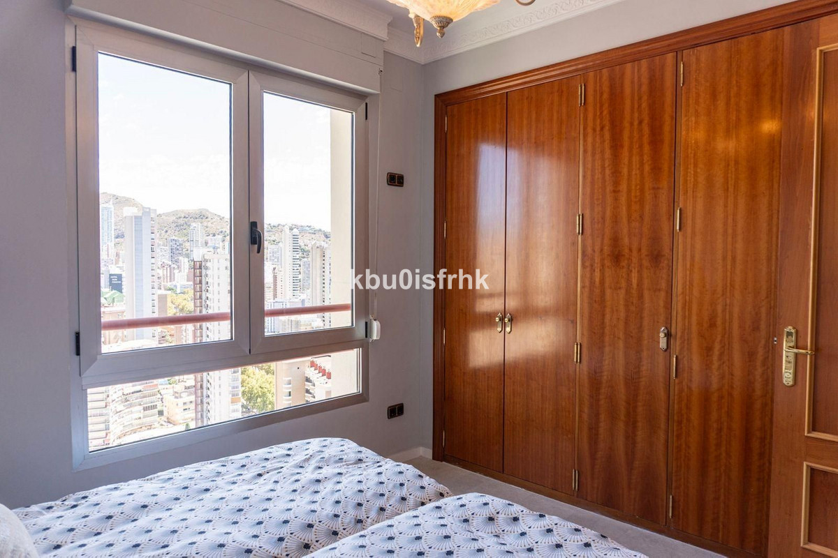 6 Bed Apartment for sale in Benidorm Costa Blanca, Alicante, Spain