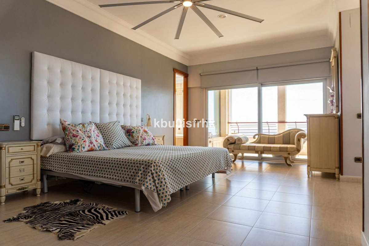 6 Bed Apartment for sale in Benidorm Costa Blanca, Alicante, Spain