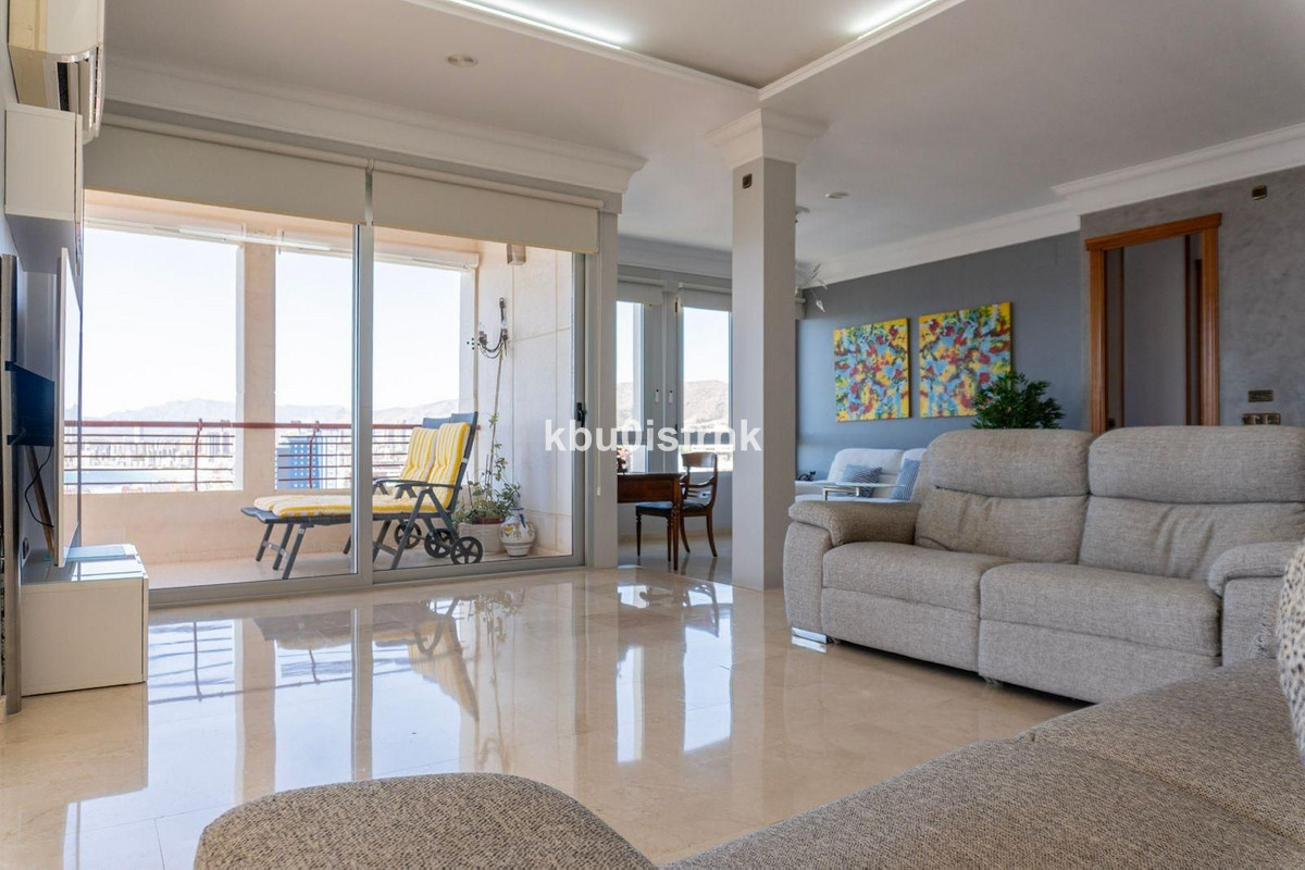 6 Bed Apartment for sale in Benidorm Costa Blanca, Alicante, Spain