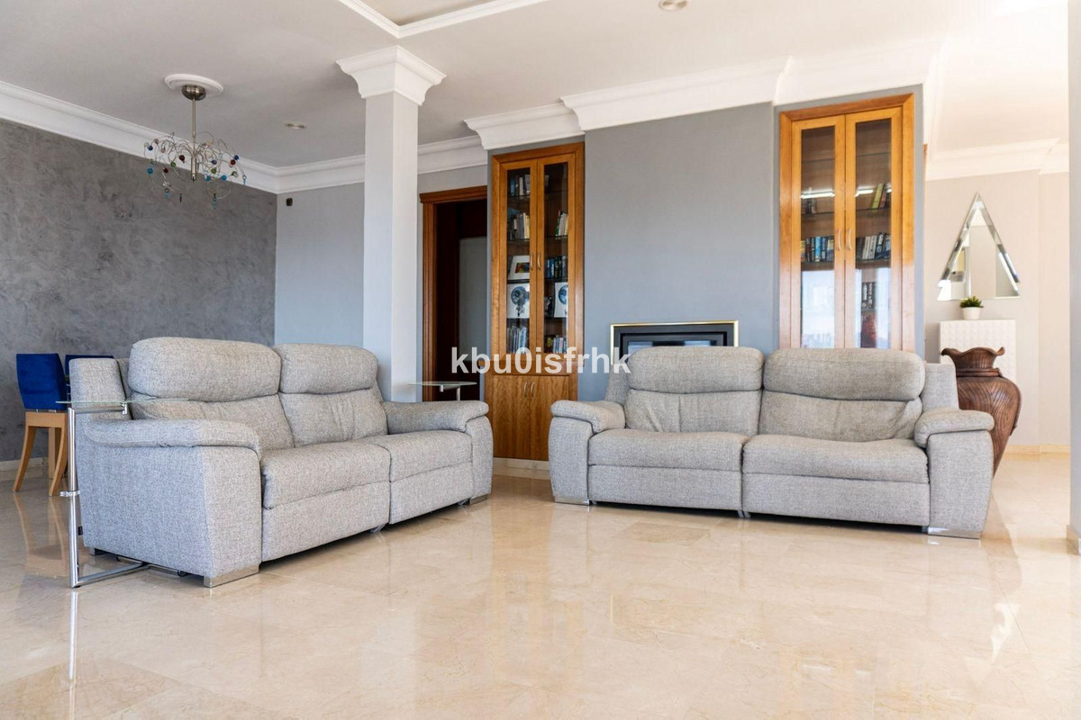 6 Bed Apartment for sale in Benidorm Costa Blanca, Alicante, Spain