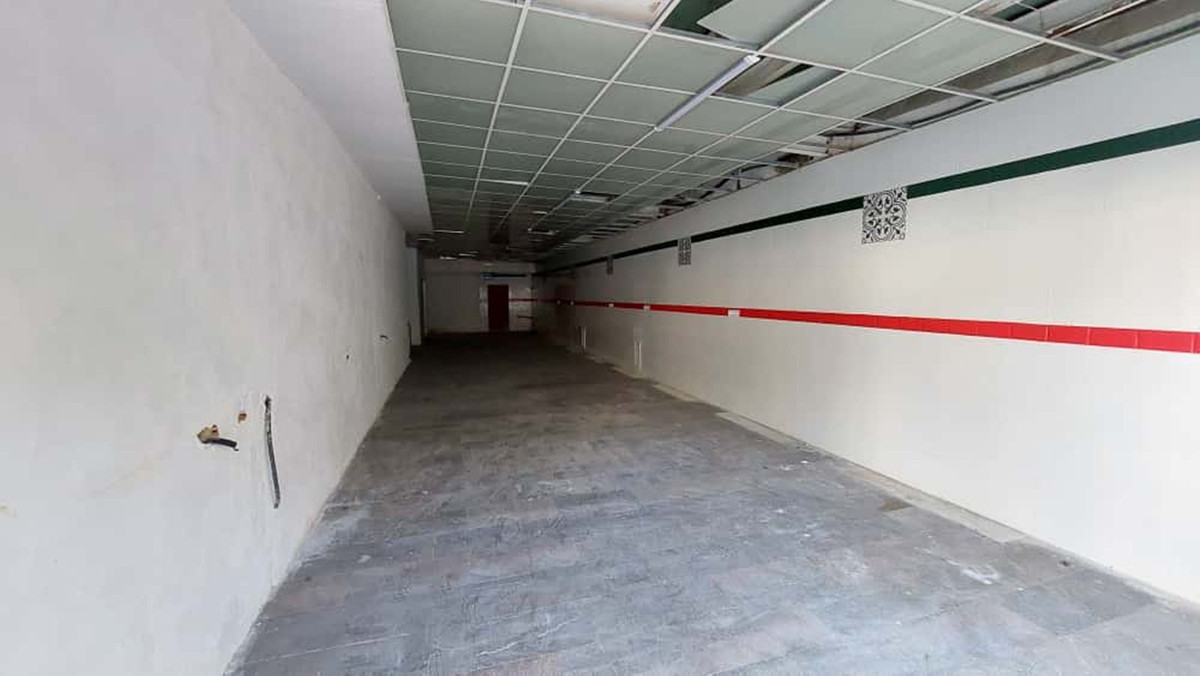Se vende Local comercial  en Costa Del Sol, Málaga, España