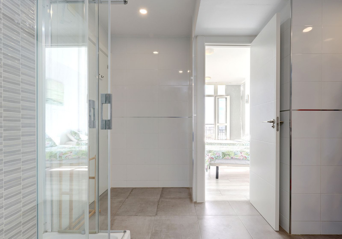 1 Bed Apartment for sale in Benalmadena Costa Costa Del Sol, Málaga, Spain