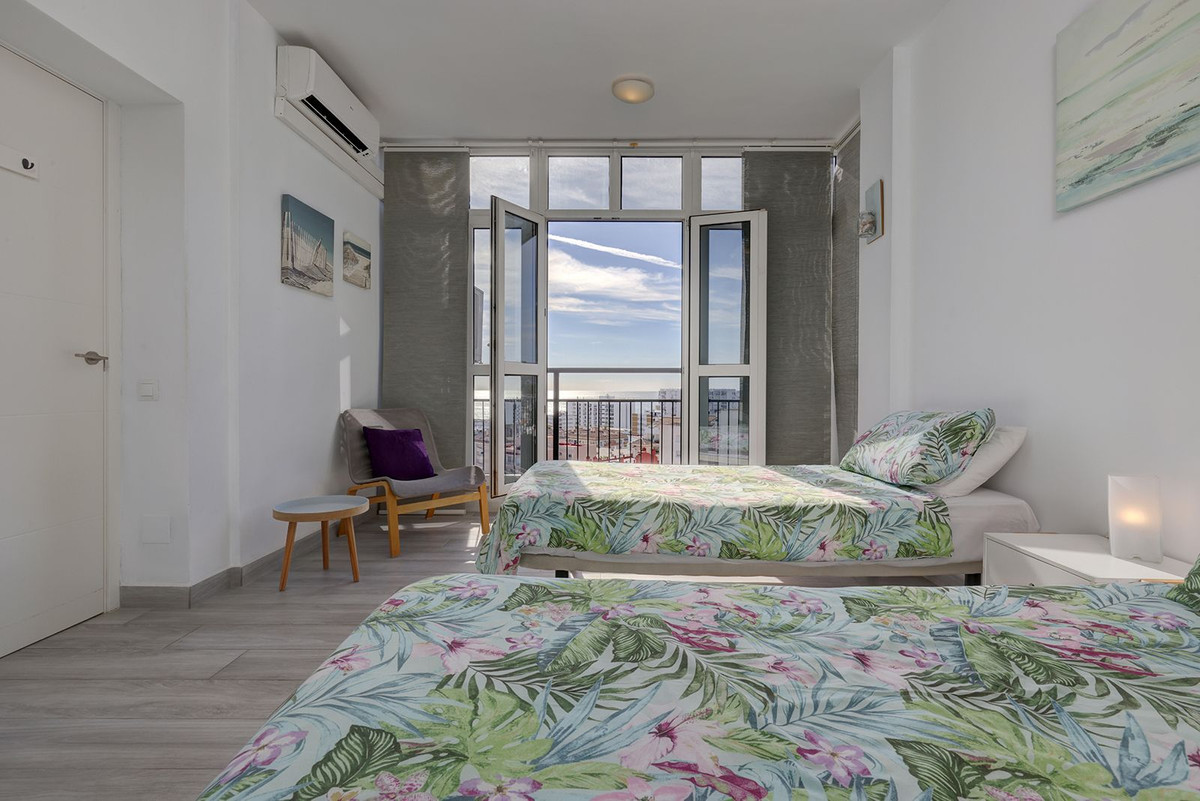 1 Bed Apartment for sale in Benalmadena Costa Costa Del Sol, Málaga, Spain