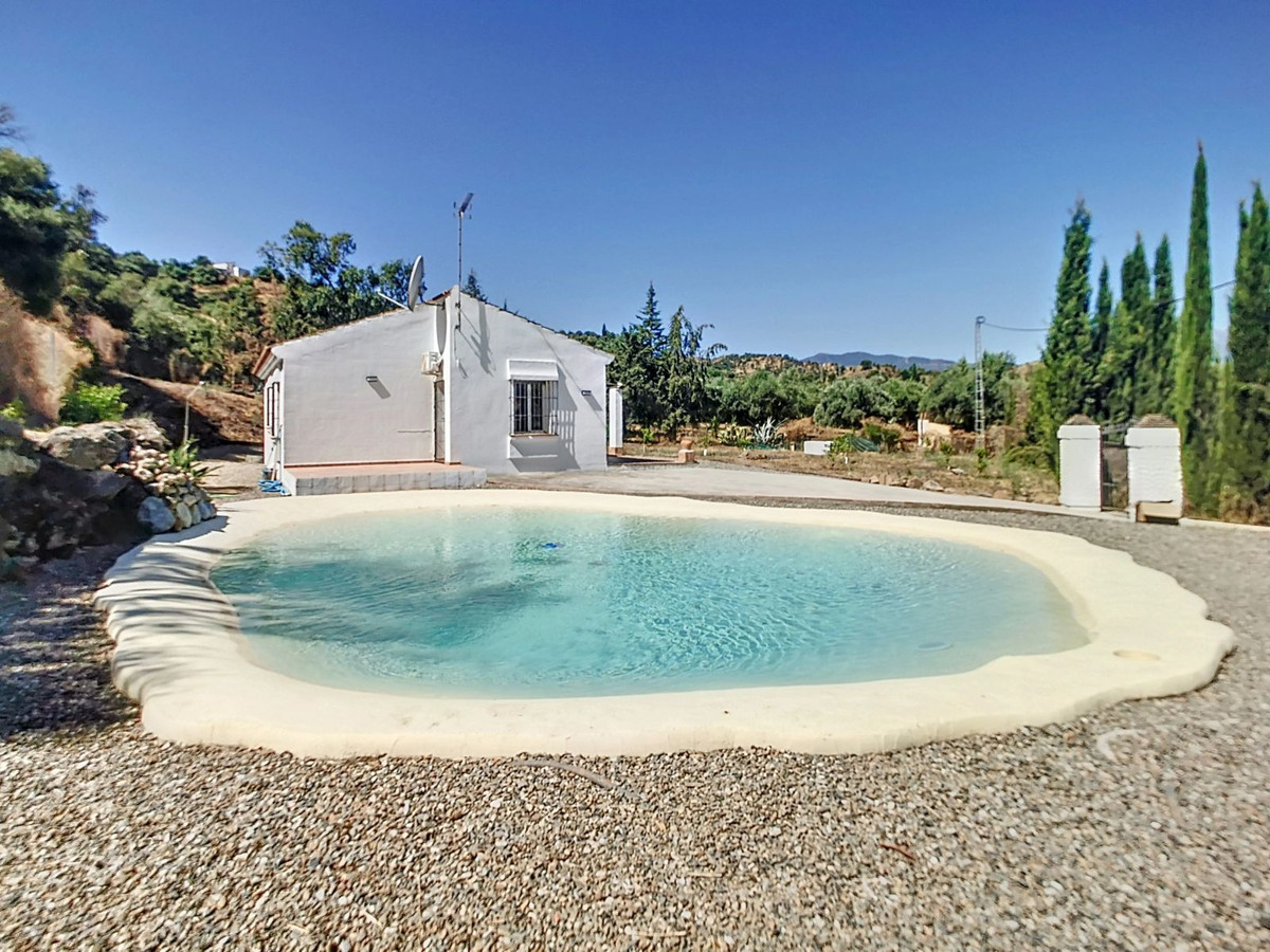 2 Bed Townhouse for sale in Coín Costa Del Sol, Málaga, Spain
