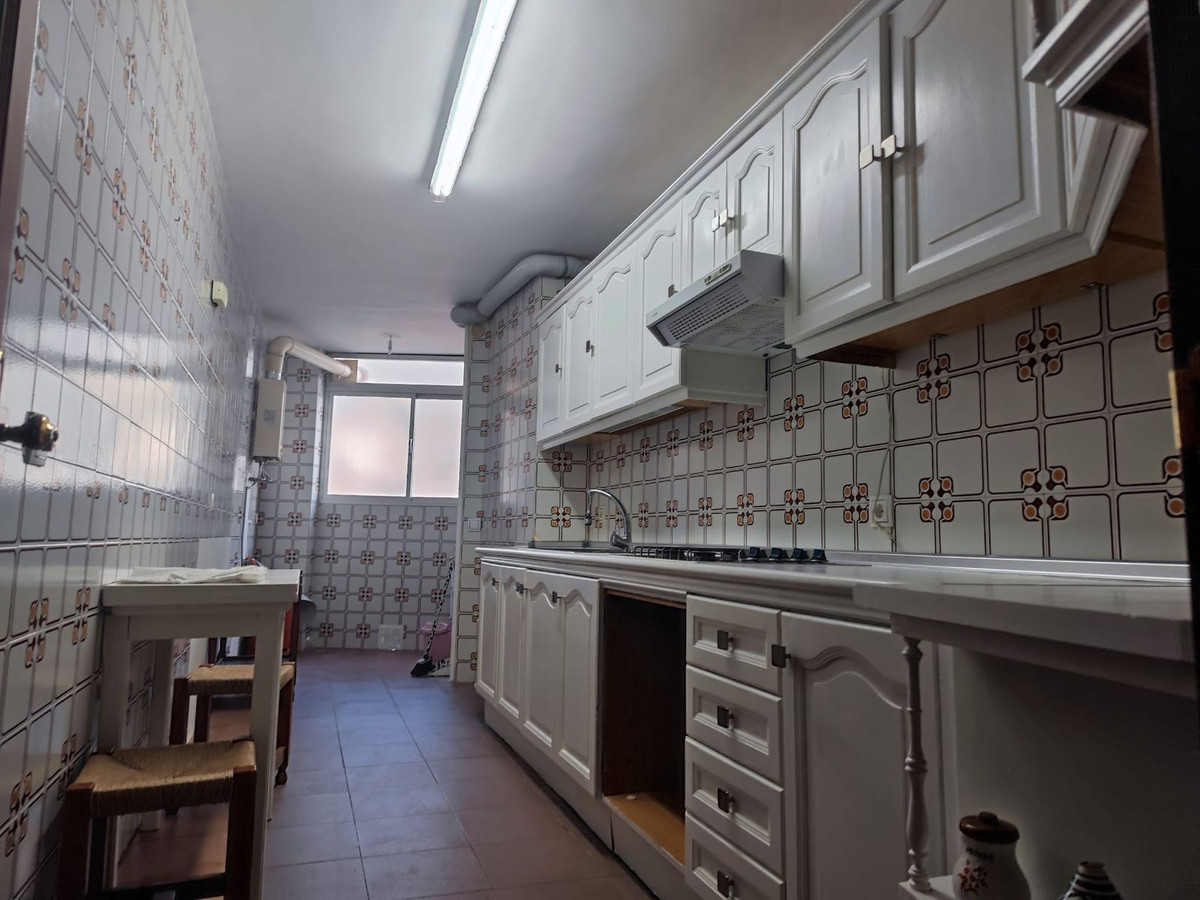 2 Bed Apartment for sale in San Pedro De Alcántara Costa Del Sol, Málaga, Spain