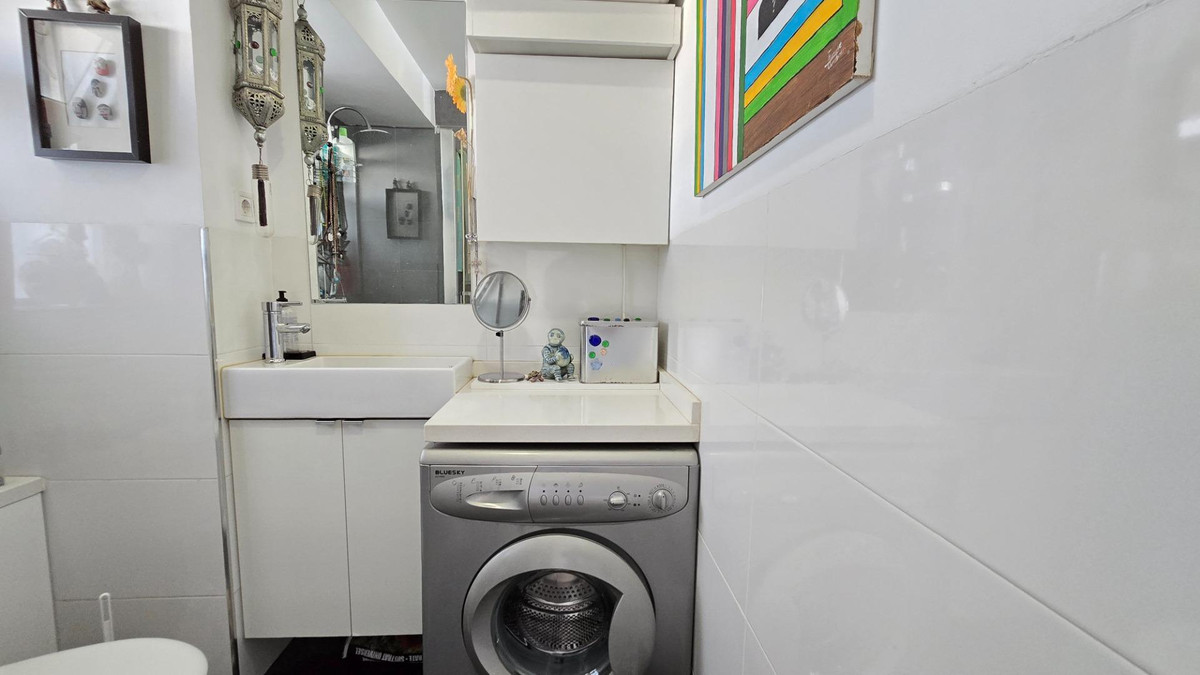 Se vende Estudio Planta Media  en Costa Del Sol, Málaga, España