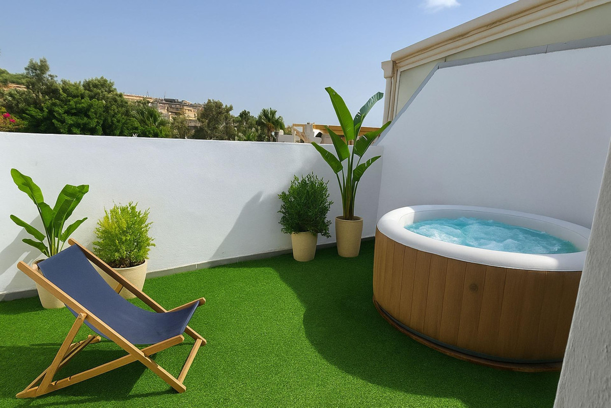 Se vende Adosada de 2 dormitorios en Costa Del Sol, Málaga, España